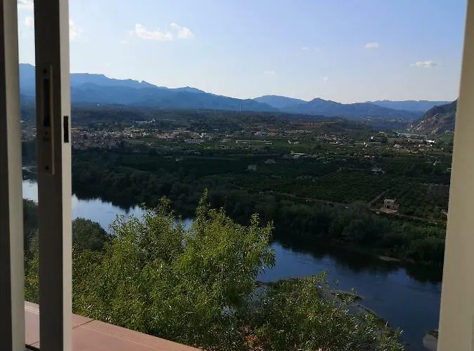Сasa de vacaciones La Tenora
